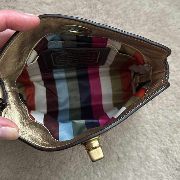 Coach signature wristlet - Picture 4 of 4